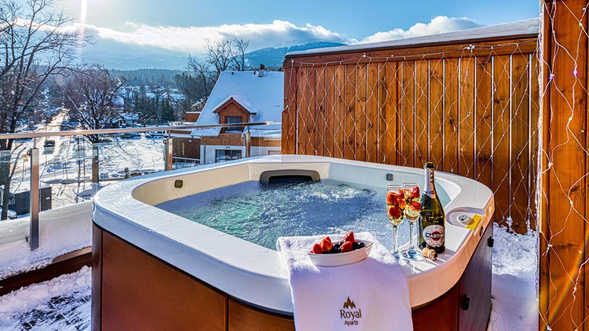 Royal Prestige Collection Z Prywatnym Jacuzzi - Stone Hill Resort Z Basenem I Saunami Шклярска Поремба Екстериор снимка